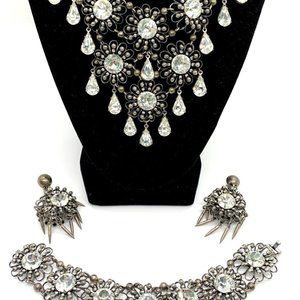 Napier Rhinestone Flower Bib Necklace Bracelet Earrings Set Vintage Book Pieces